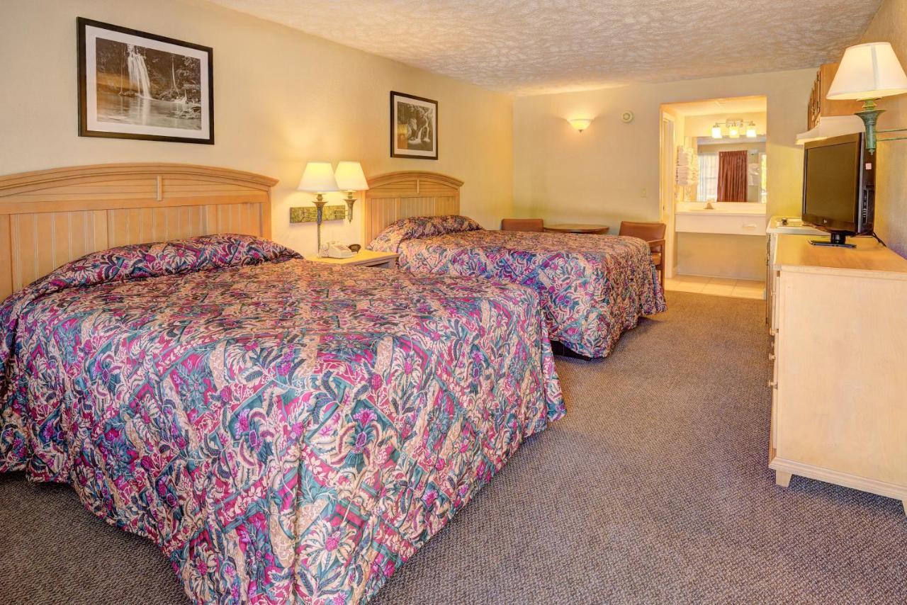 Mountain Aire Inn Sevierville - Pigeon Forge Екстер'єр фото
